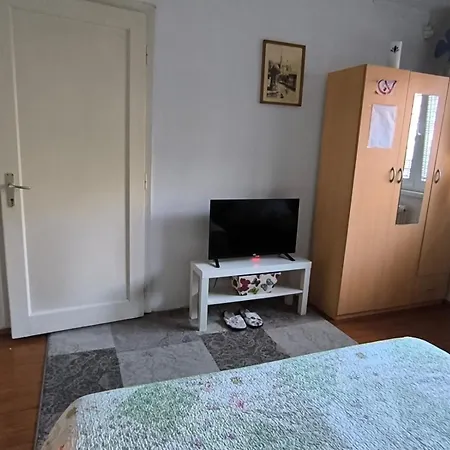 Apartment New Old Town 2